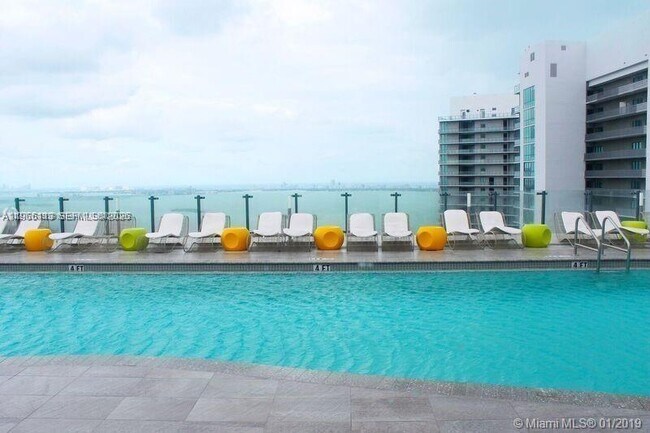 Building Photo - 501 NE 31st St