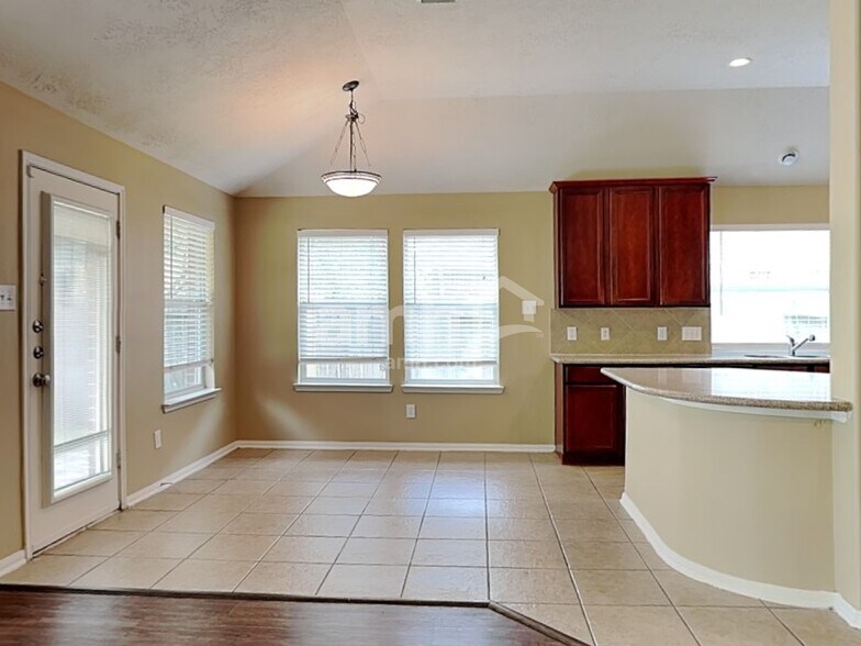 Building Photo - 7612 Misty Lake Ln