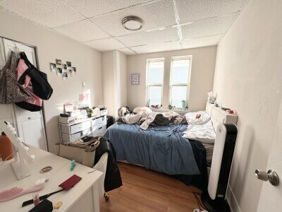 Building Photo - 1572 Tremont St