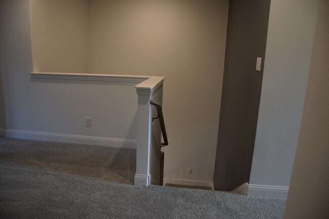 Building Photo - 2523 Huxley Mews