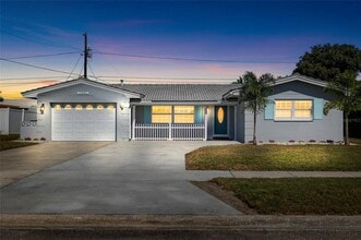 Building Photo - 11095 56th Ave N