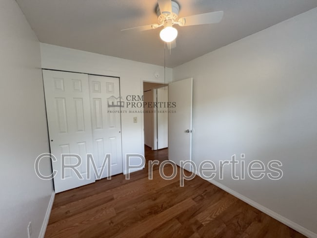 Building Photo - 5801 Peshewa Ct