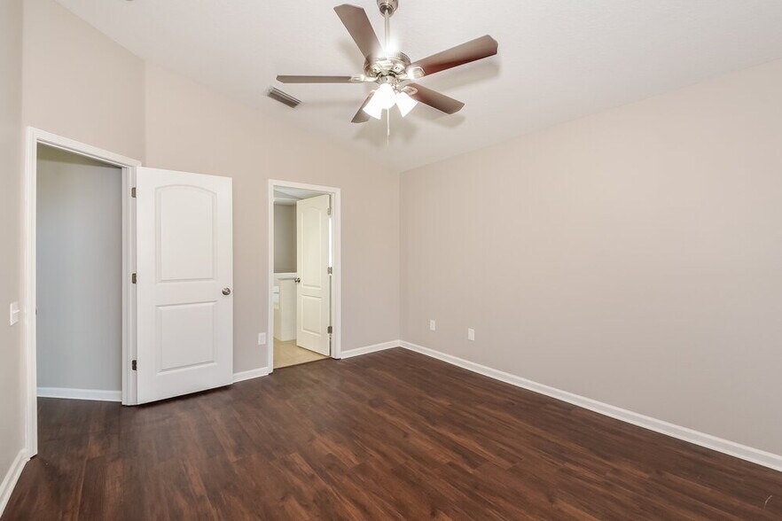 Building Photo - 12942 Early Run Ln