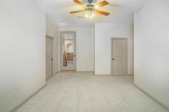 Building Photo - 7713 Lakeview Cir