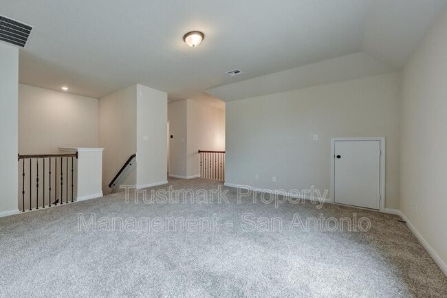 Building Photo - 9007 Shady Mountain