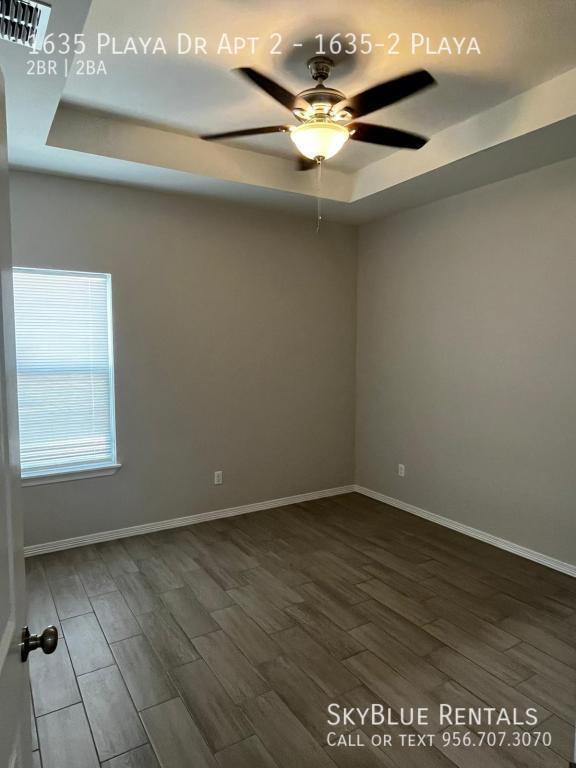 Building Photo - 1635 Playa Dr