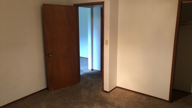 Building Photo - 1255 NW Davis Way