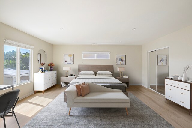 Spacious Master Bedroom - 3424 Bellevue Ave