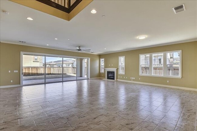 Building Photo - 4489 Snowberry Ct