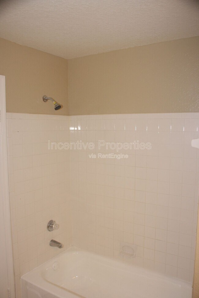 Building Photo - 7606 Pissarro Dr