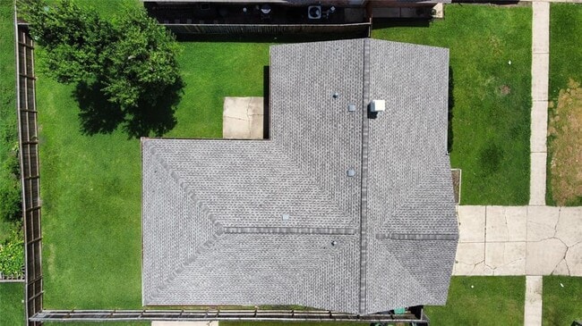 Building Photo - 13214 Ensley Wood Dr