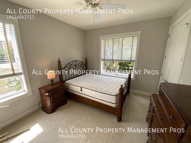 Building Photo - 5207 Manorwood Dr