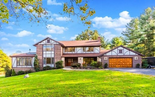 Building Photo - 6636 Isle of Skye Dr