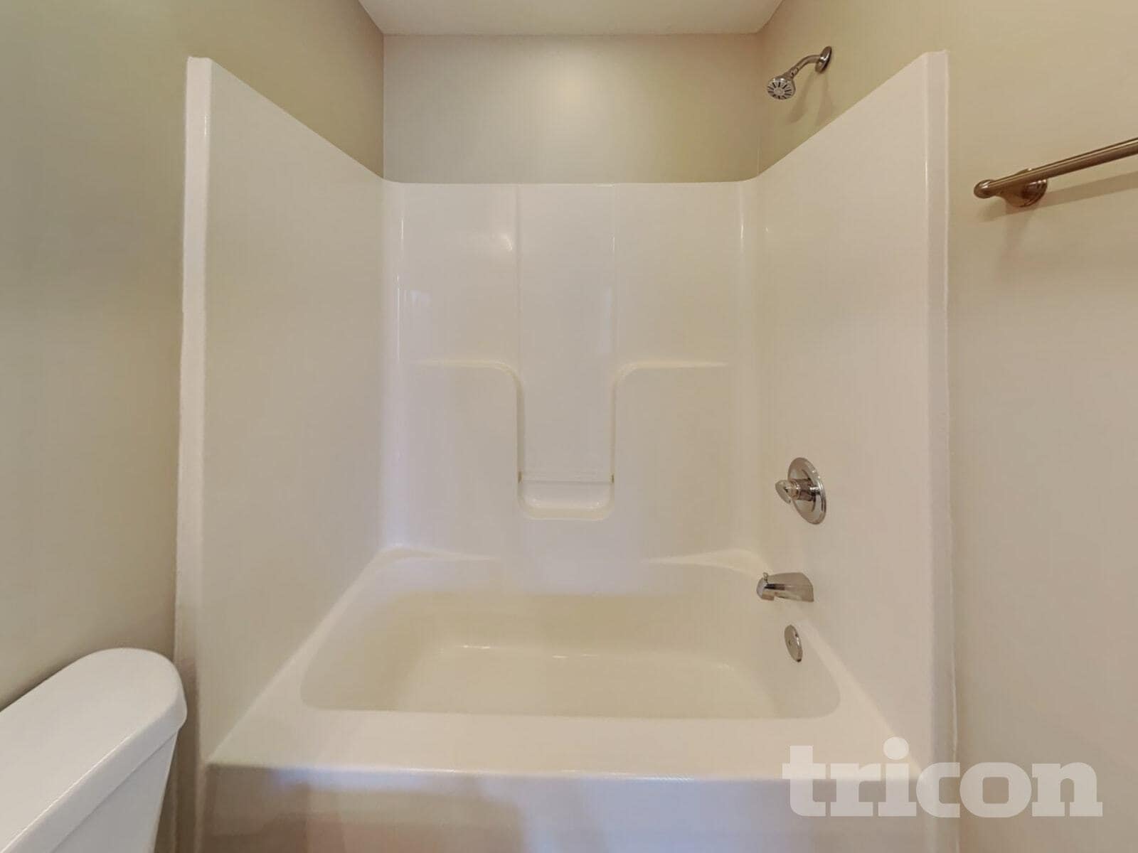 Building Photo - 1612 Robert Rd