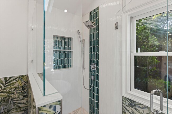 Building Photo - 123 Wilder Ave