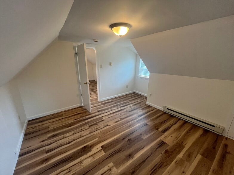 Bed Rm 4 - 328 Tyrone St