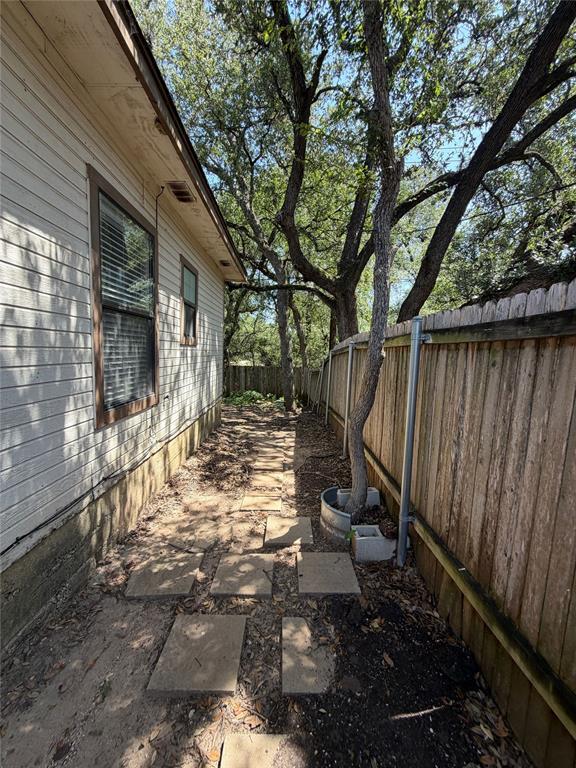 Building Photo - 2605 Alcott Ln