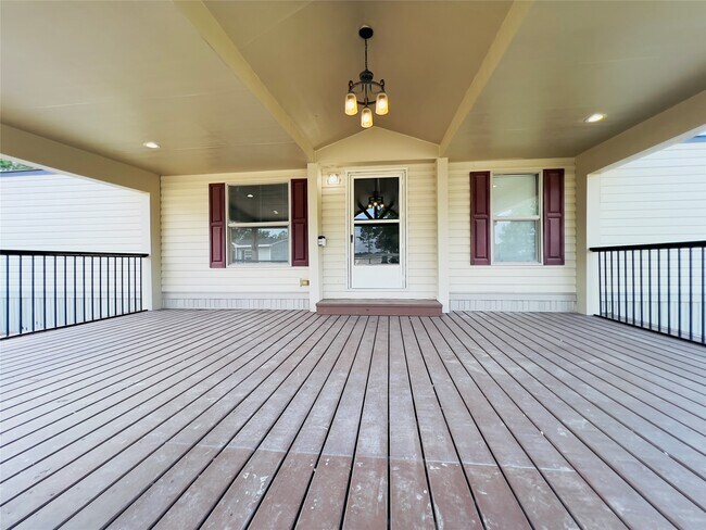 Building Photo - 788 County Rd 3479J