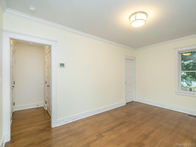 Building Photo - 29 Birch St