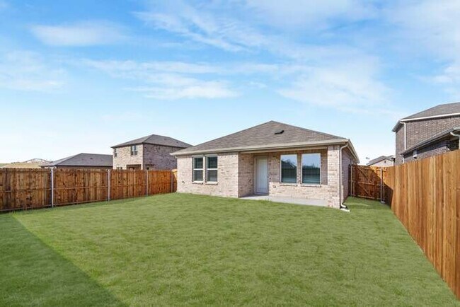 Building Photo - 1709 Potomac Ln