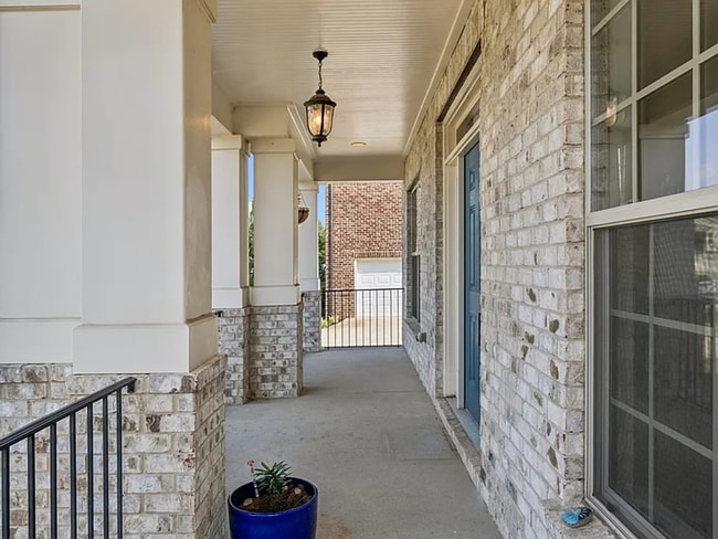 Building Photo - Fabulous 5BR Home in Thompsons Station