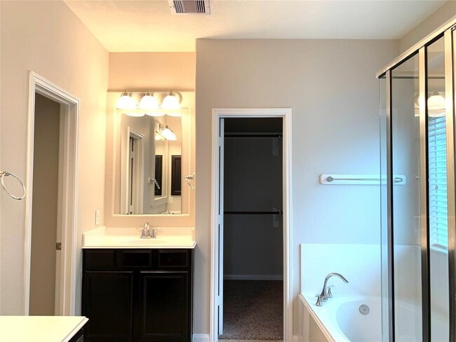 Building Photo - 16954 Creek Mountain Dr