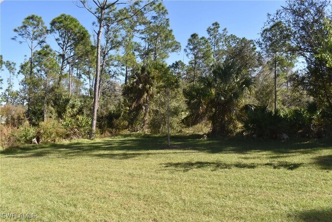 Building Photo - 2736 Ananas Rd