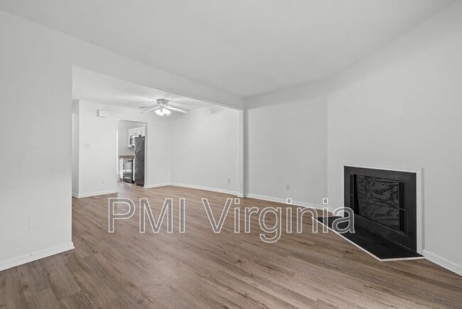 Building Photo - 3772 Pepperwood Ct