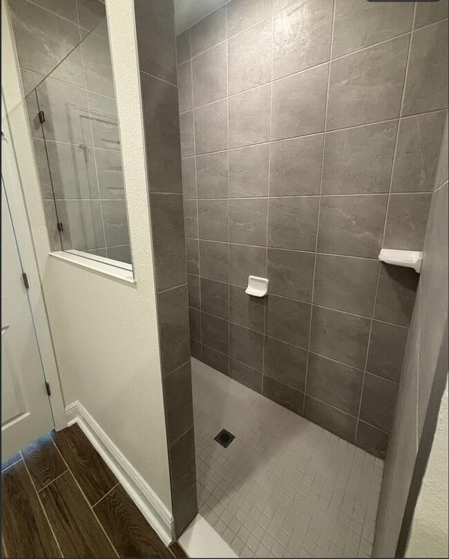 Building Photo - 45 Splendor Run