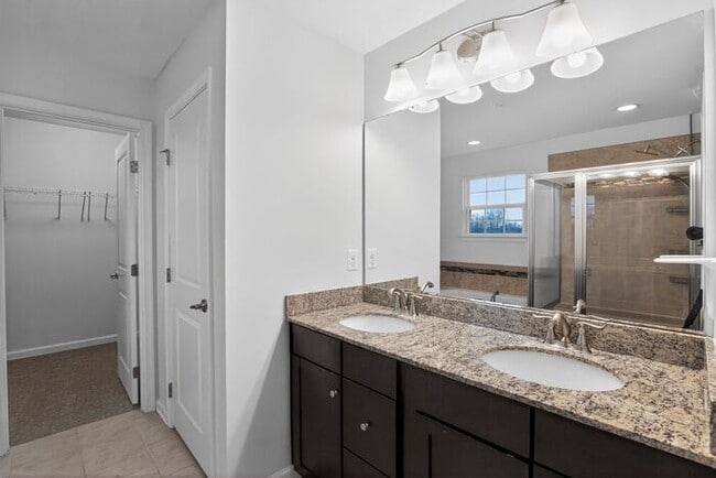 Building Photo - 108 Pollen Dr