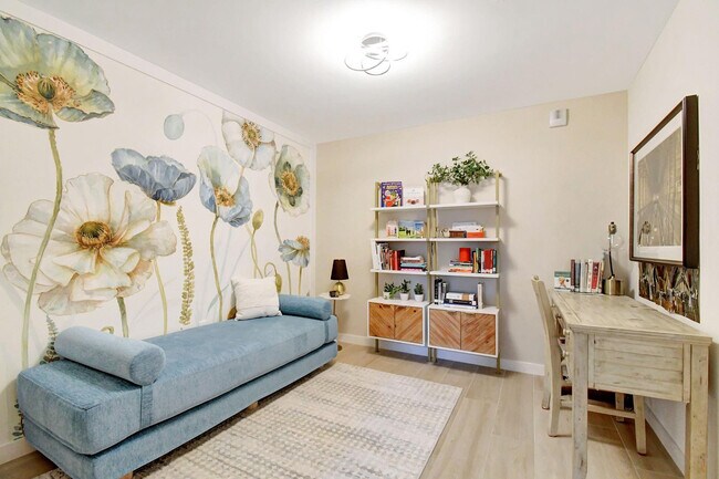 Building Photo - 1116 N Ocean Blvd