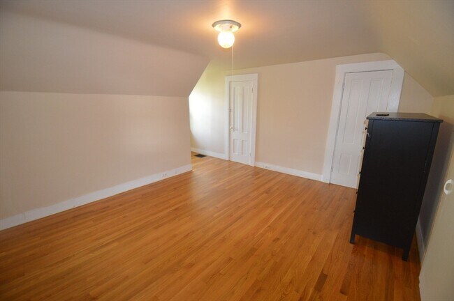 Building Photo - 57 Berkeley St