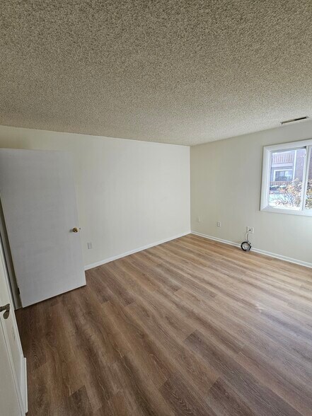 Building Photo - 1108 Ravens Crest Dr