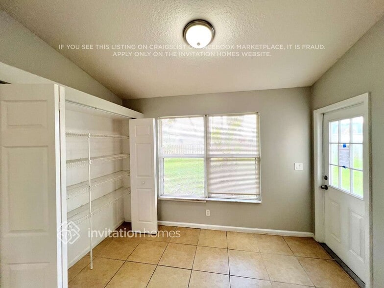 Building Photo - 2686 SW Ace Rd