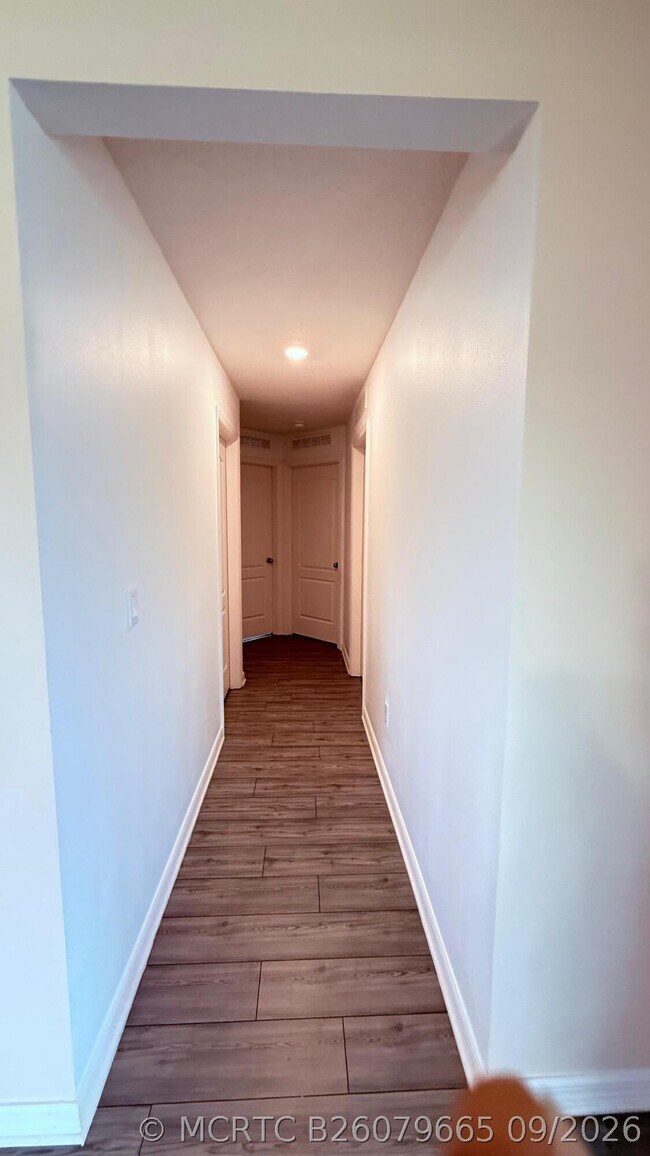Building Photo - 5361 Imagination Dr