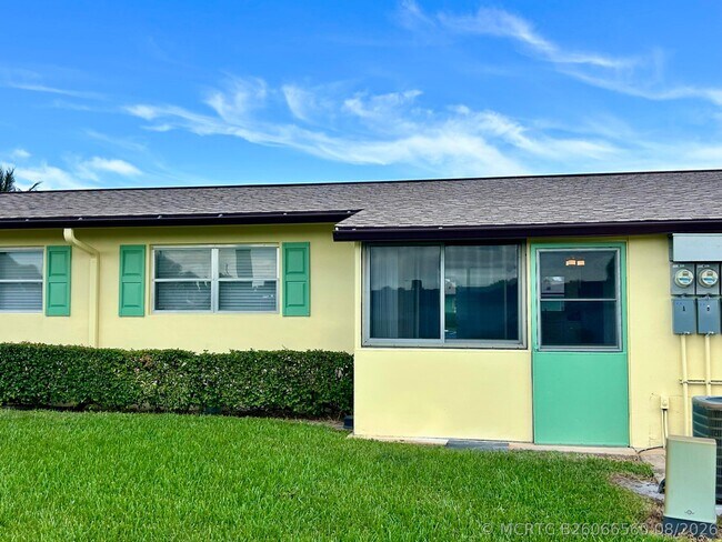 Building Photo - 2895 Crosley Dr W