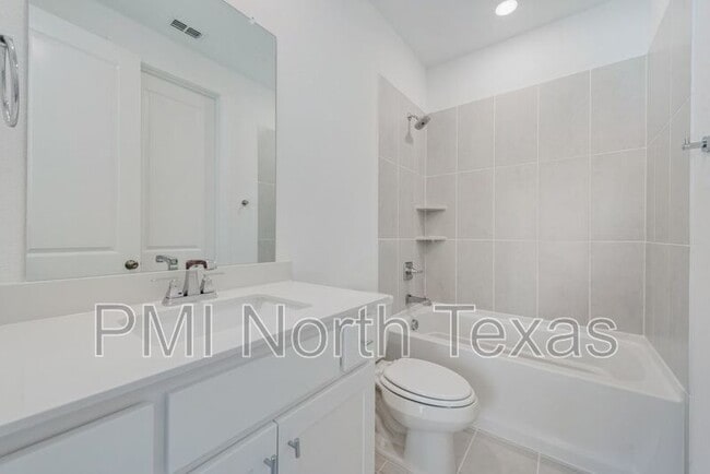 Building Photo - 5405 Wheatberry Trl