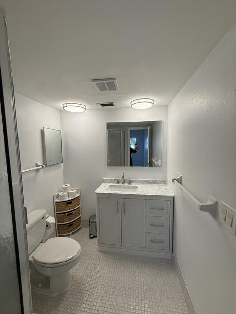 Building Photo - 29 Yacht Club Dr