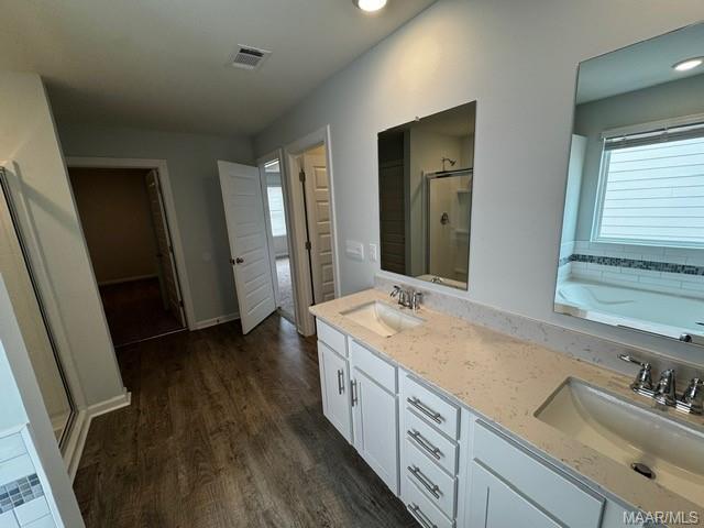 Building Photo - 5206 Pike Lp