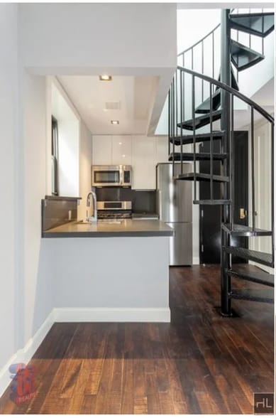 Building Photo - ORCHARD ST.