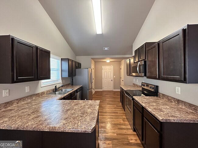 Building Photo - 3143 Legacy Glen Path