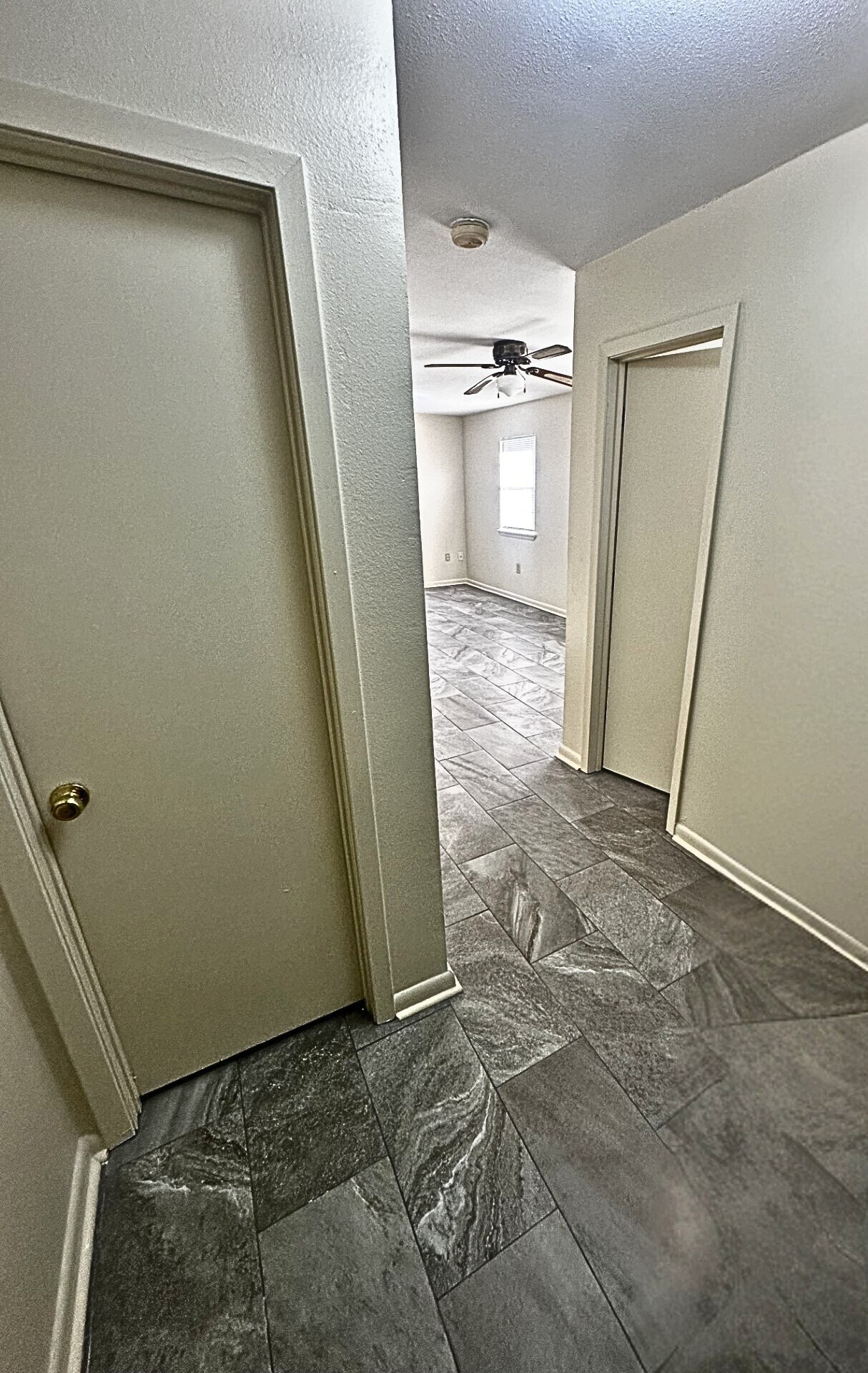 Building Photo - 111 Mallard Dr