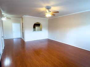 Building Photo - 9800 Pagewood Ln