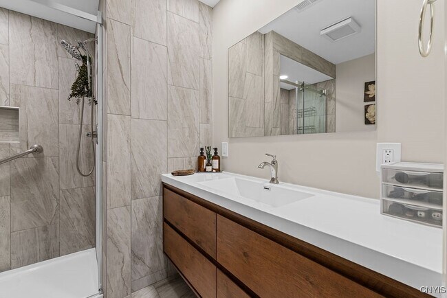 Building Photo - 7643 Mill Rd