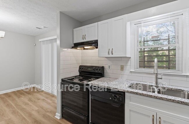 Building Photo - 5301 Stonebush Ter