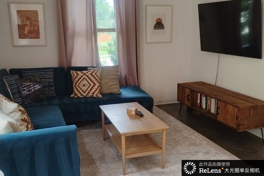 Building Photo - Room in Townhome on Norah Dr