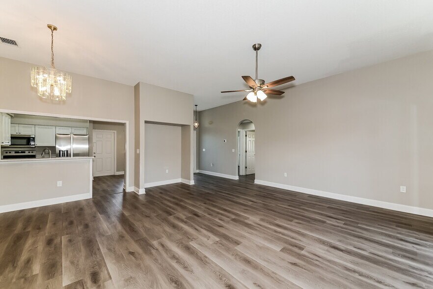 Building Photo - 7141 40th Ln E