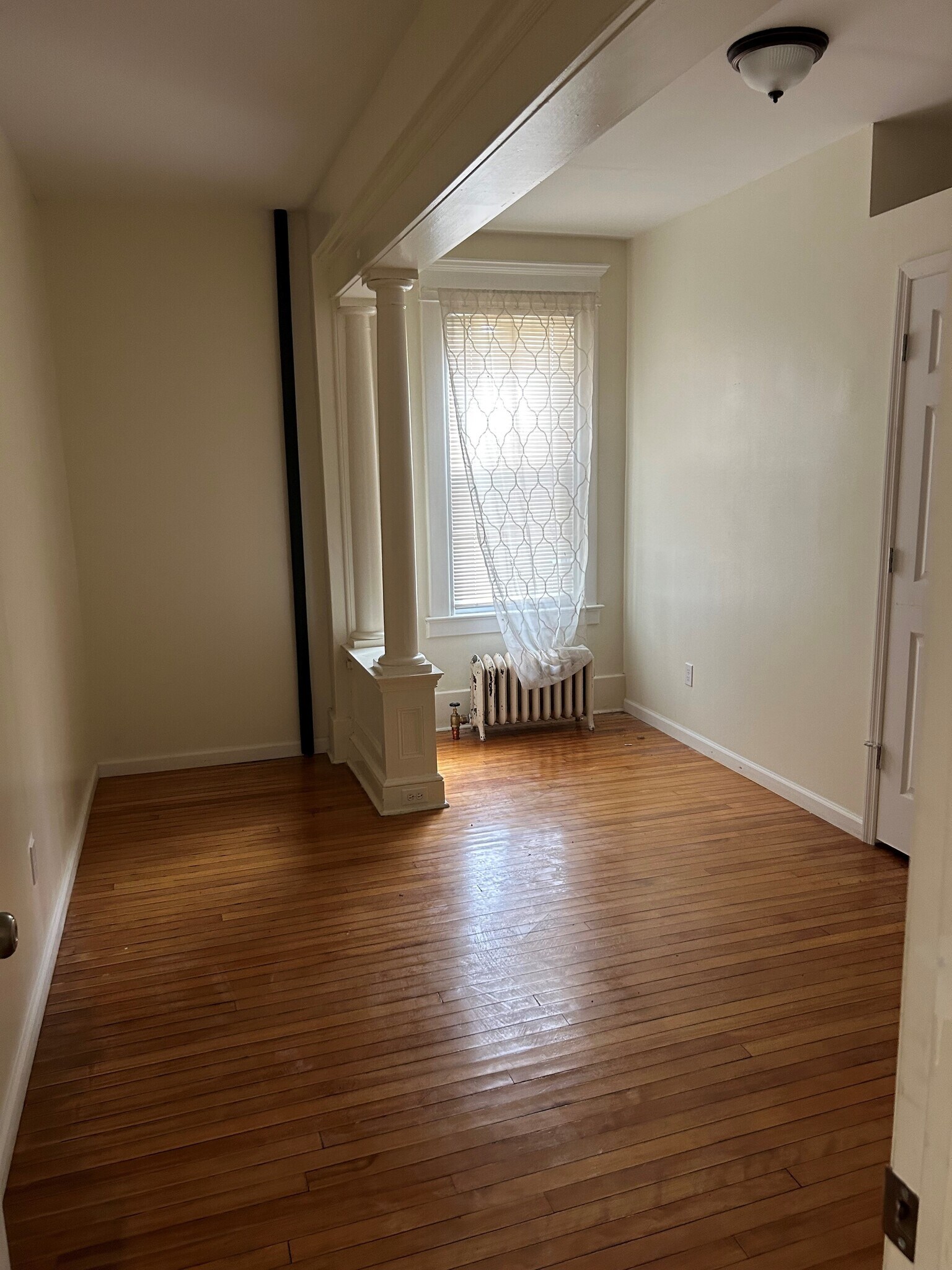 1st Bedroom Pic 1 - 415 NY-146