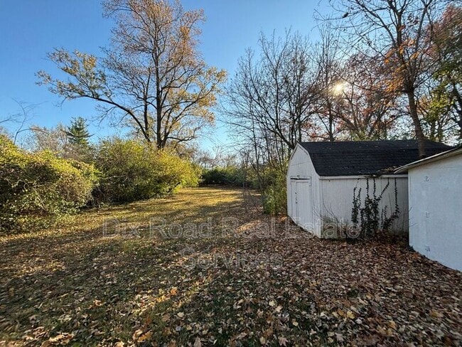 Building Photo - 3600 Grand Ave