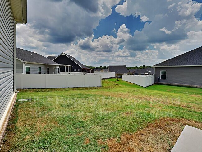 Building Photo - 400 Zeffer Ct